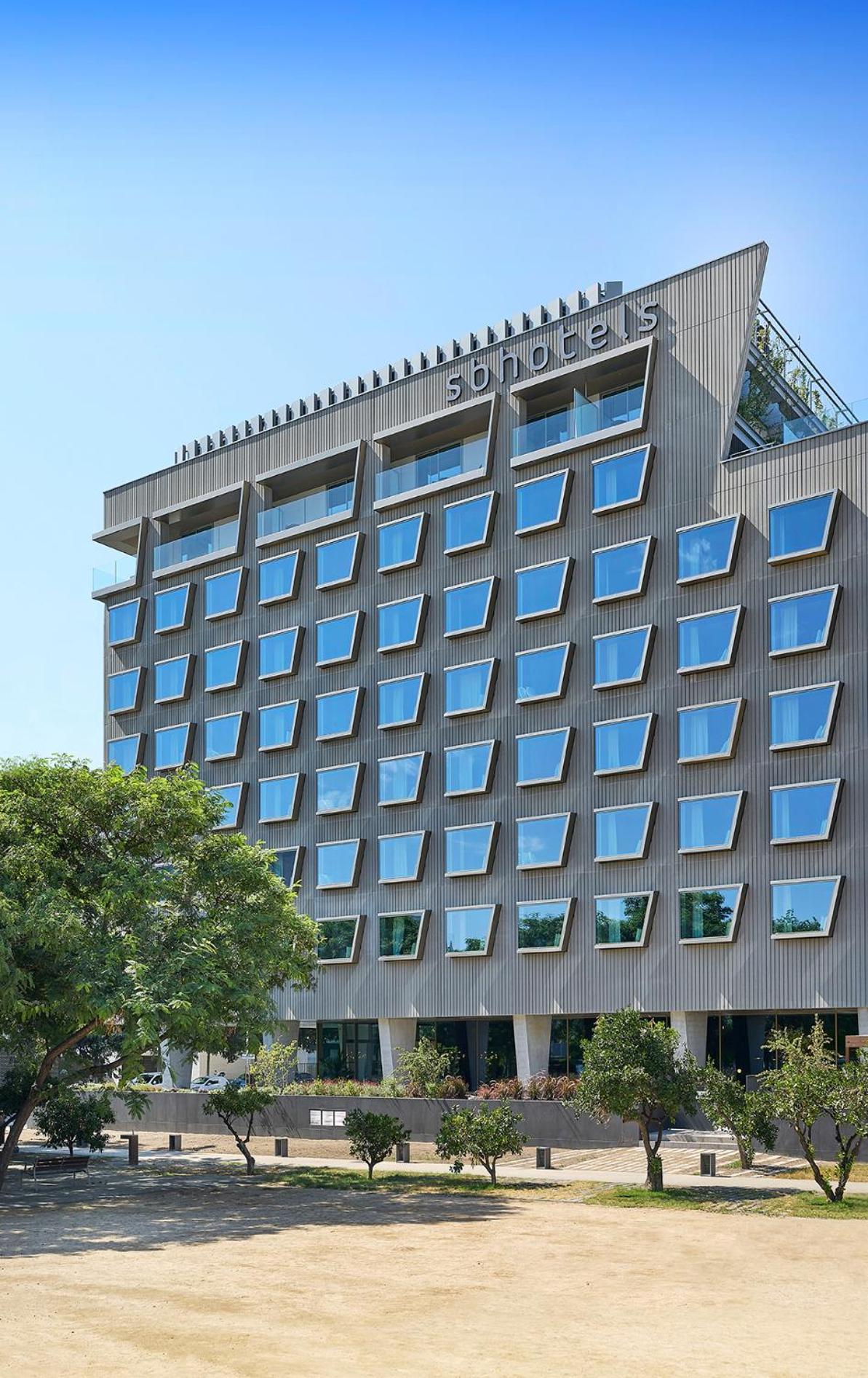 Hotel Sb Win 4 Sup Sant Feliu de Llobregat Exterior photo