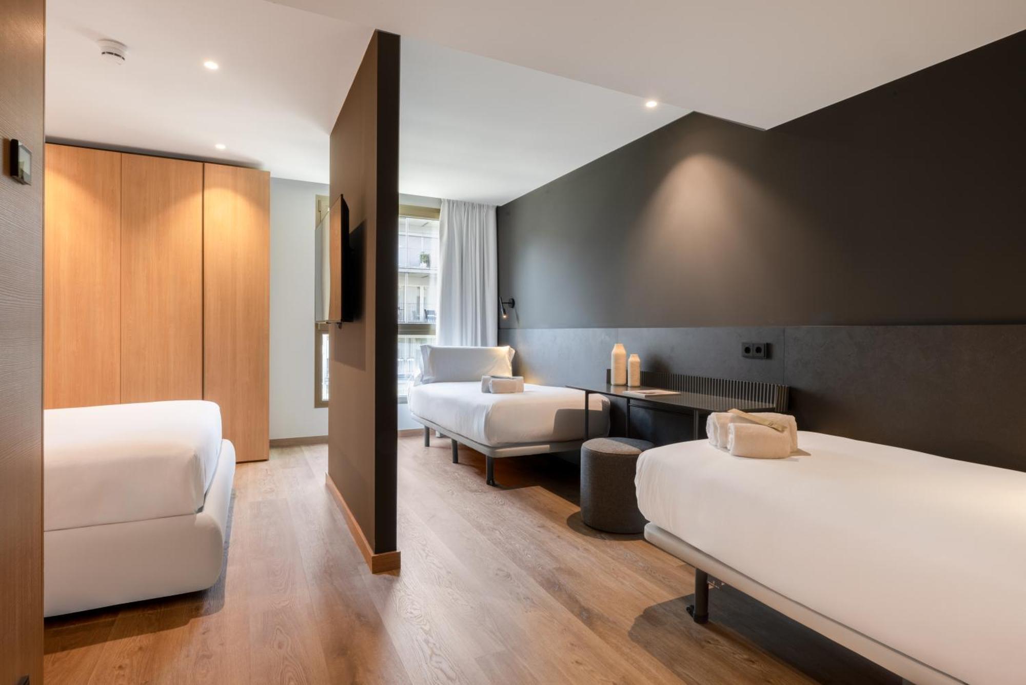 Hotel Sb Win 4 Sup Sant Feliu de Llobregat Exterior photo