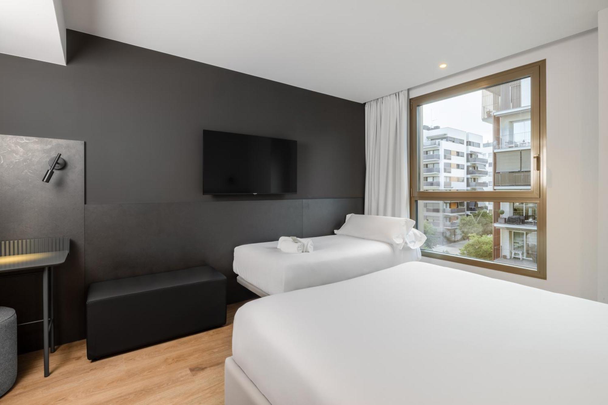 Hotel Sb Win 4 Sup Sant Feliu de Llobregat Exterior photo